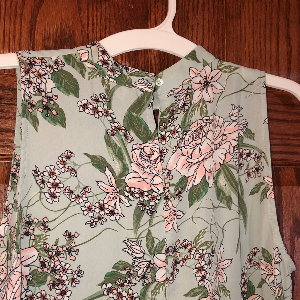 LOFT Sleeveless Floral Blouse - Light Green - Picture 6 of 8